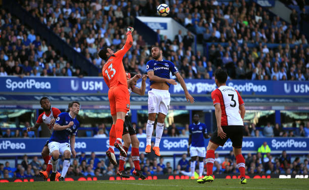 一旦前场逼 一旦前场逼