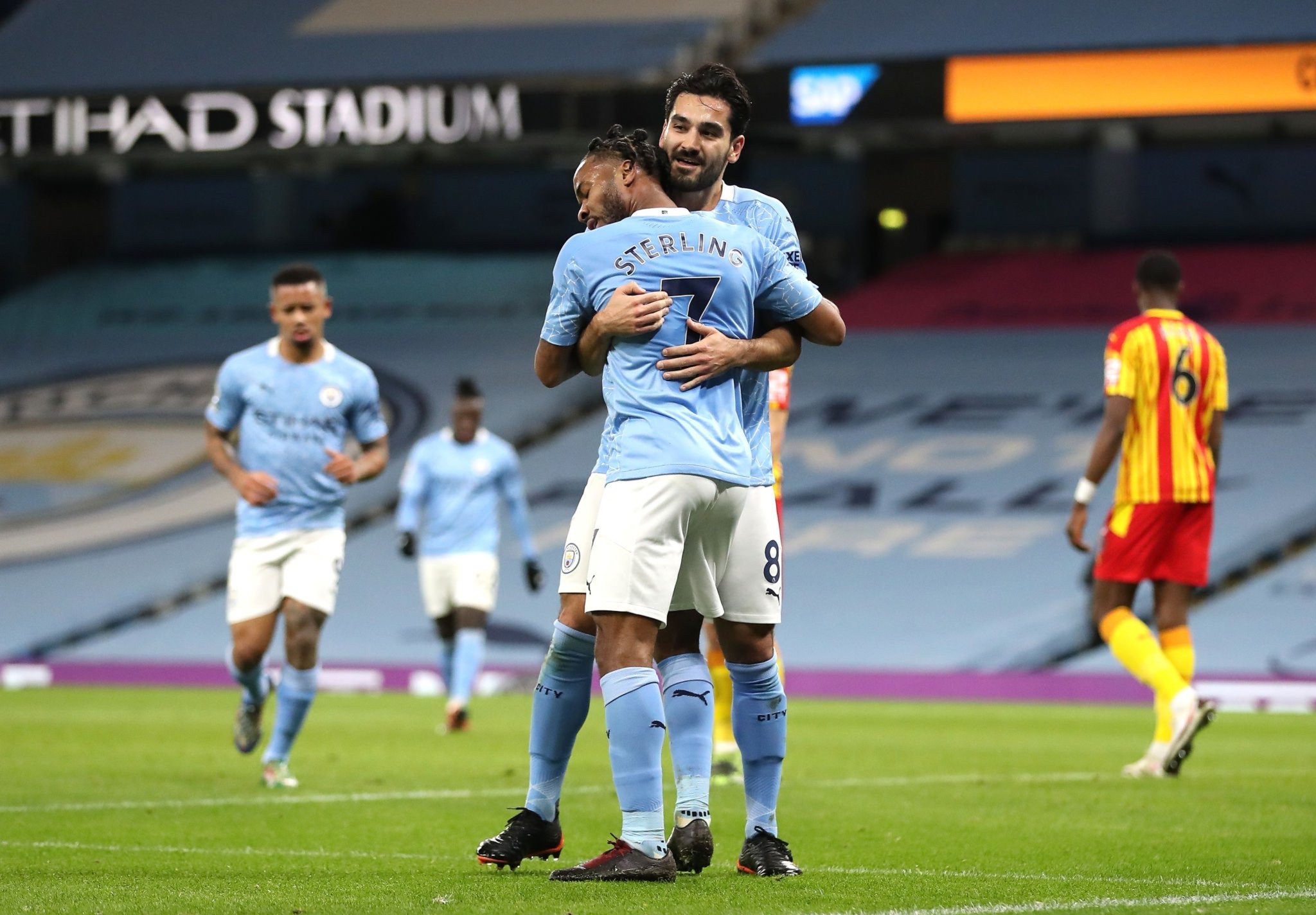 更为成熟的 更为成熟的